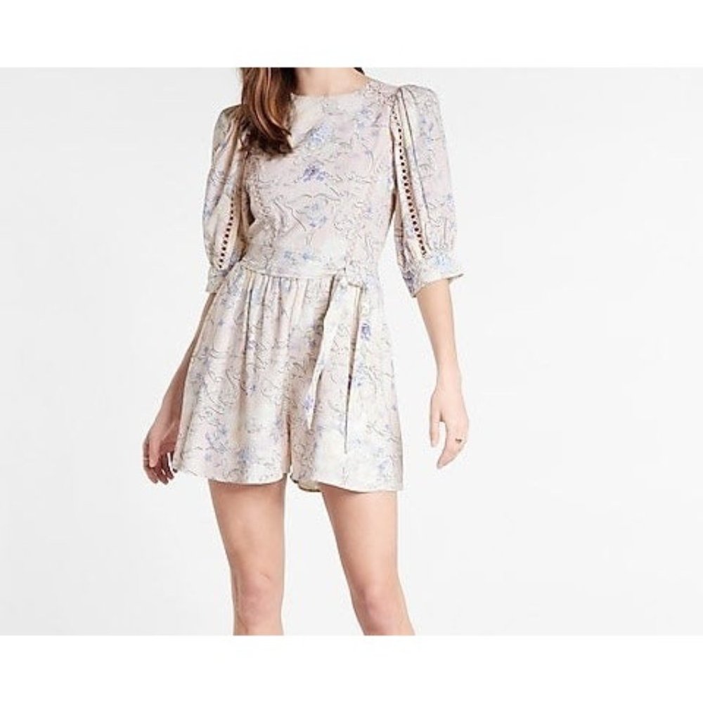 Express romper size m